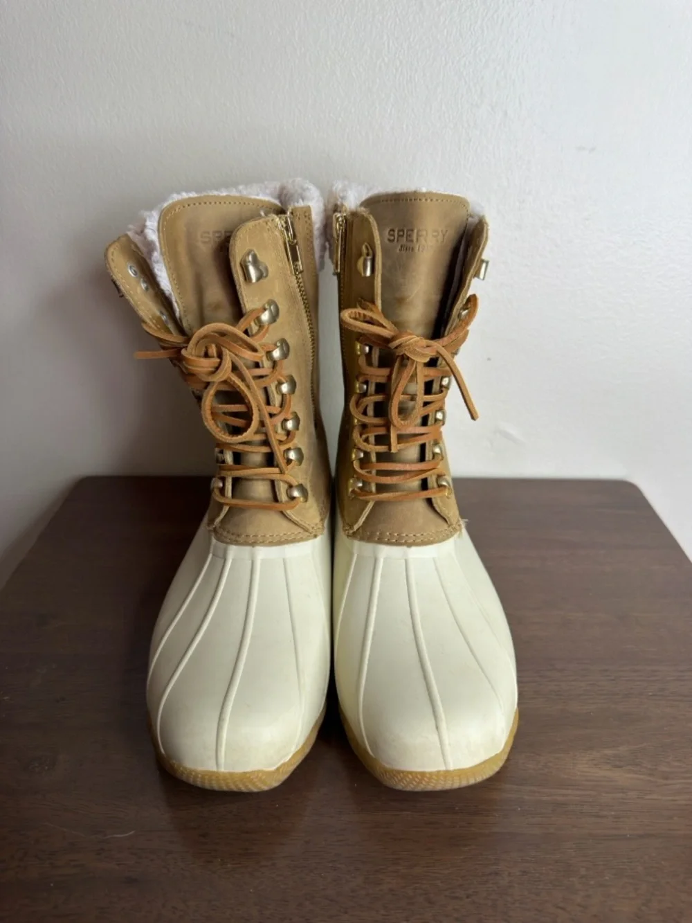 Sperry Saltwater Ivory Leather Tall Duck Boots Sz 9.5 Womens